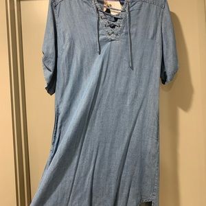 Denim dress with pockets